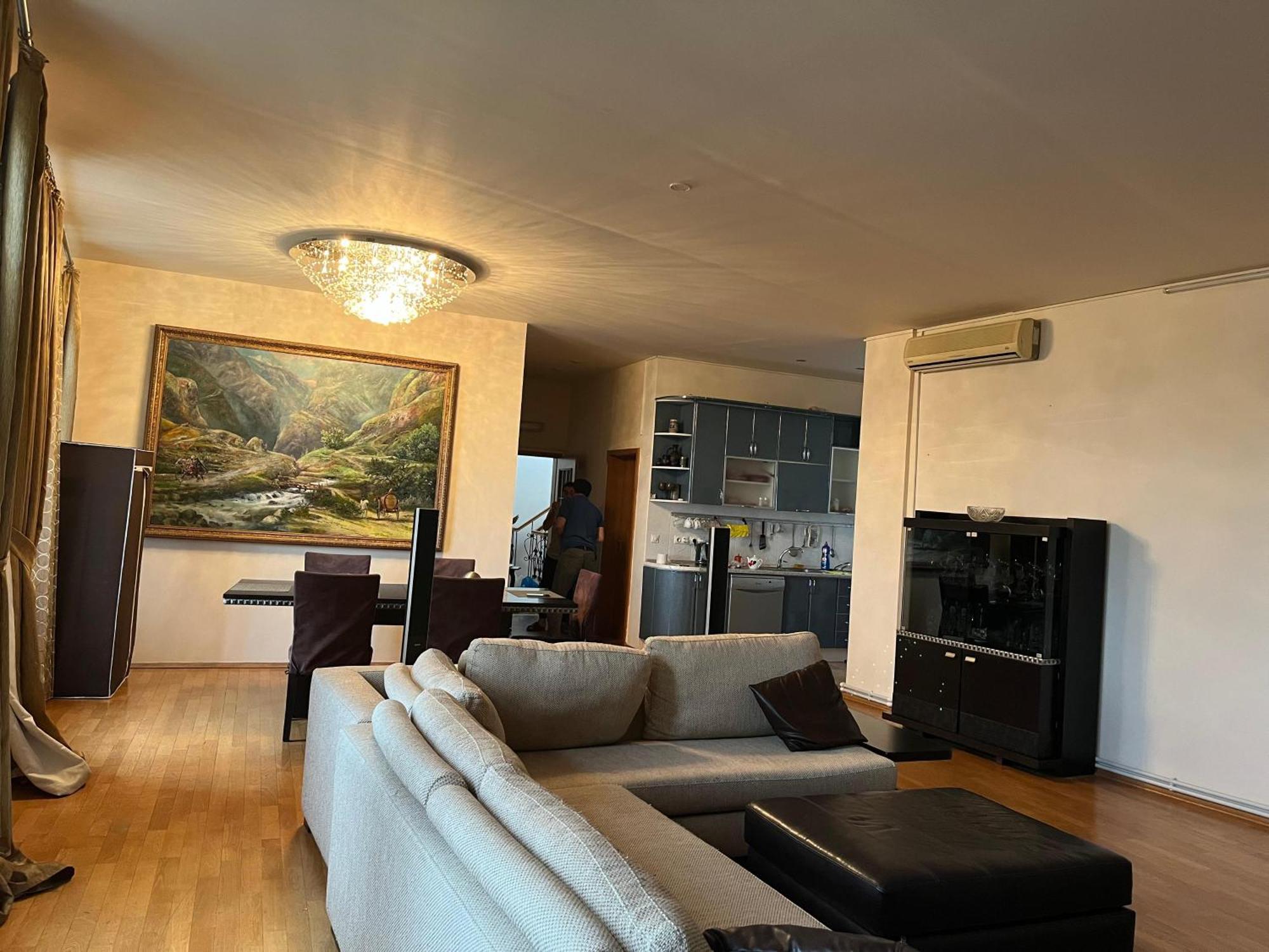באקו Cafe Terrace Hostel מראה חיצוני תמונה