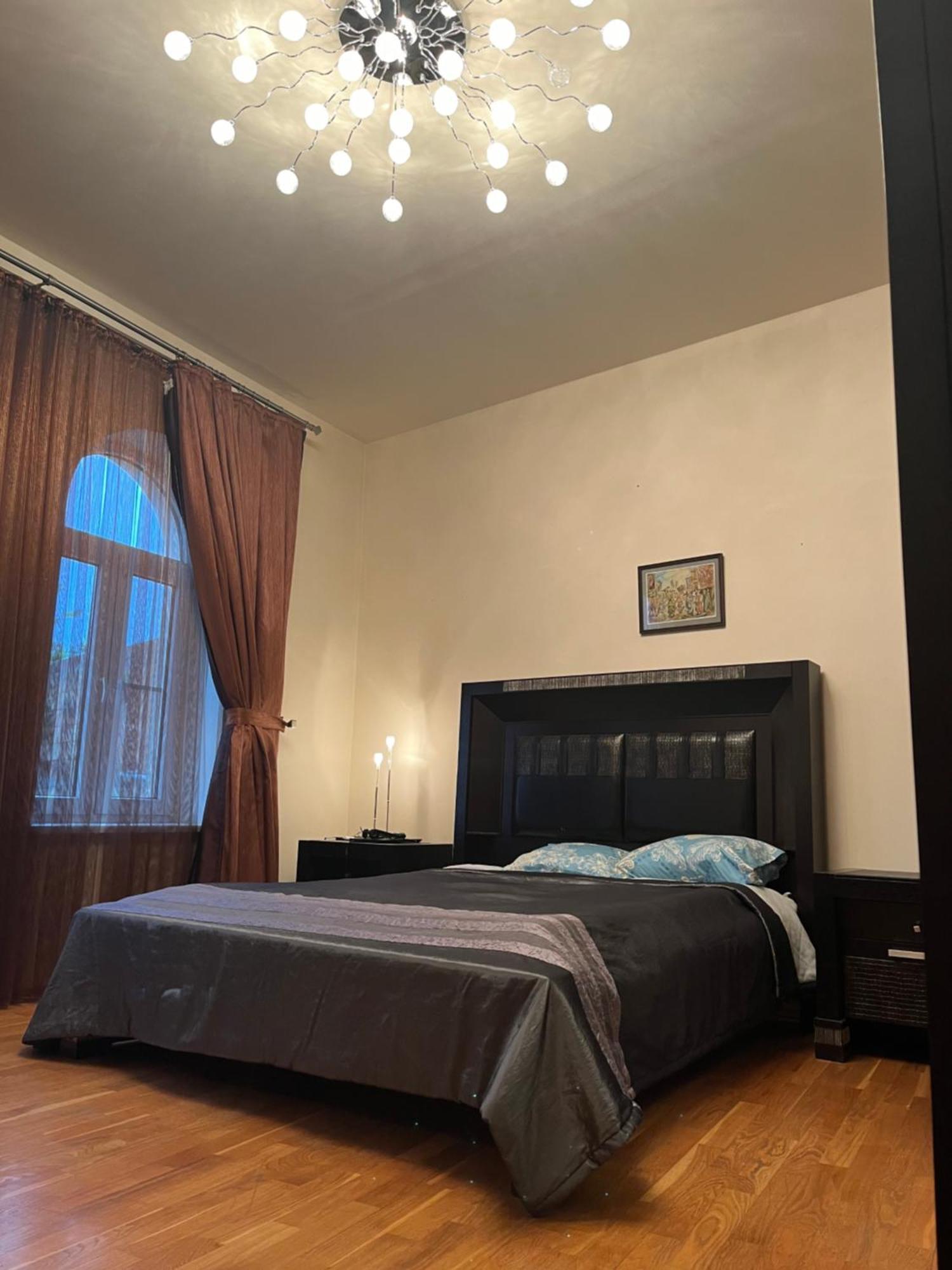 באקו Cafe Terrace Hostel מראה חיצוני תמונה
