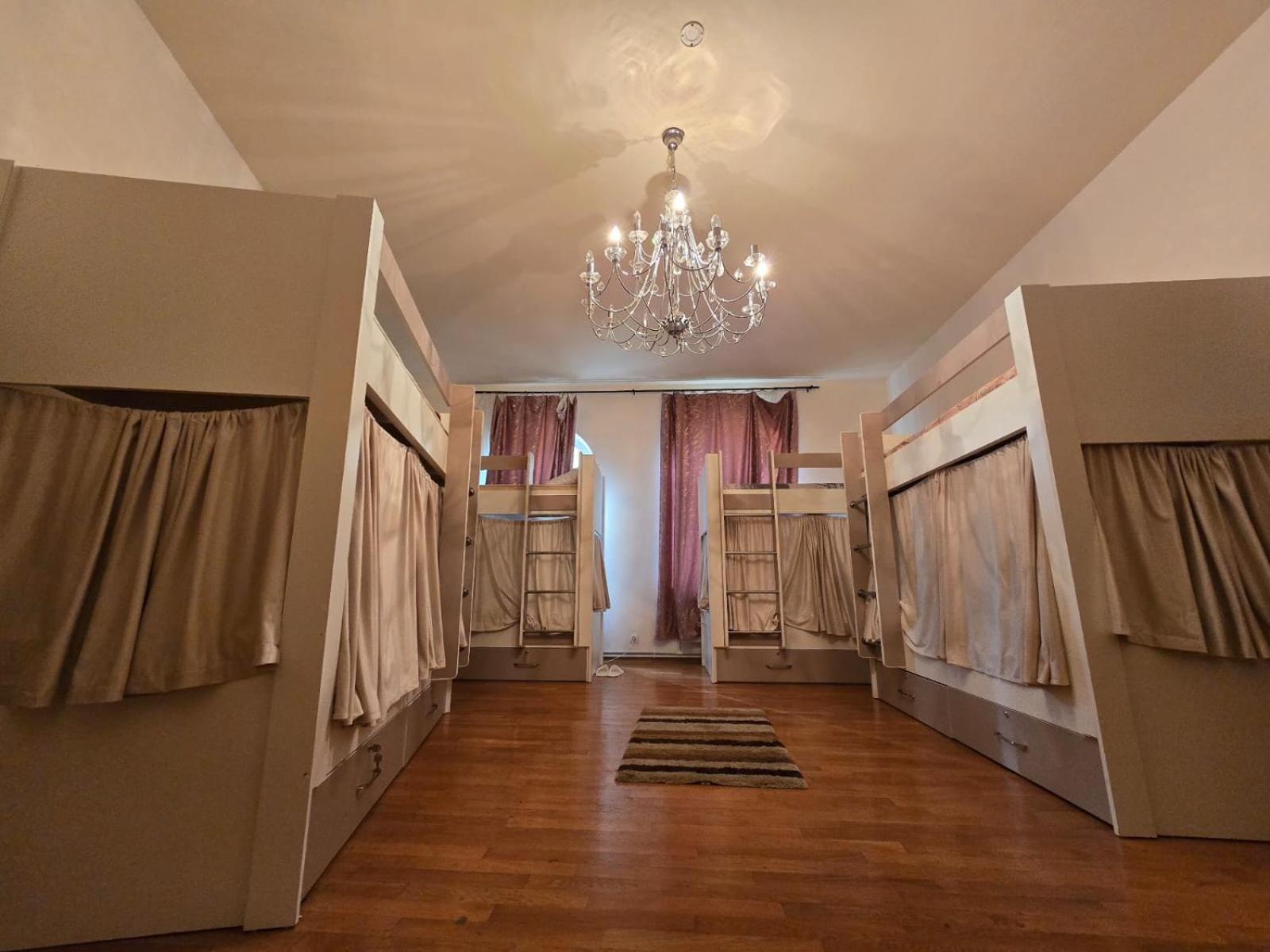 באקו Cafe Terrace Hostel מראה חיצוני תמונה