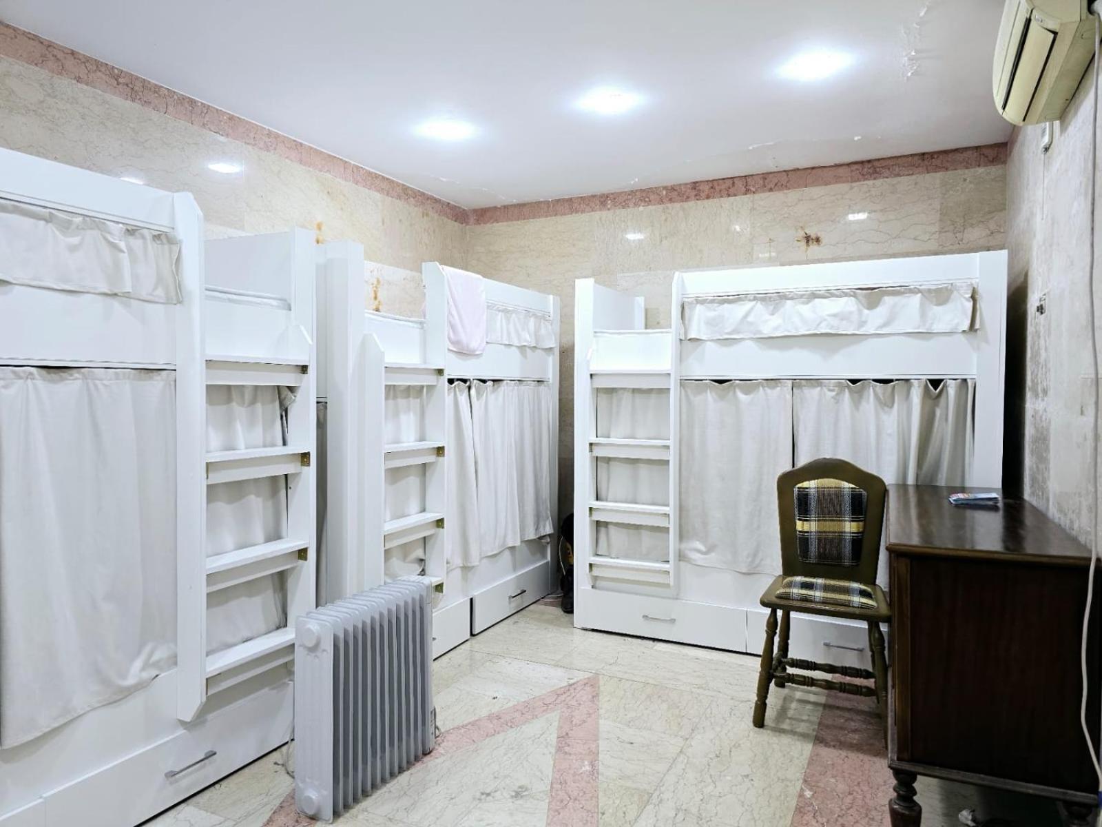 באקו Cafe Terrace Hostel מראה חיצוני תמונה